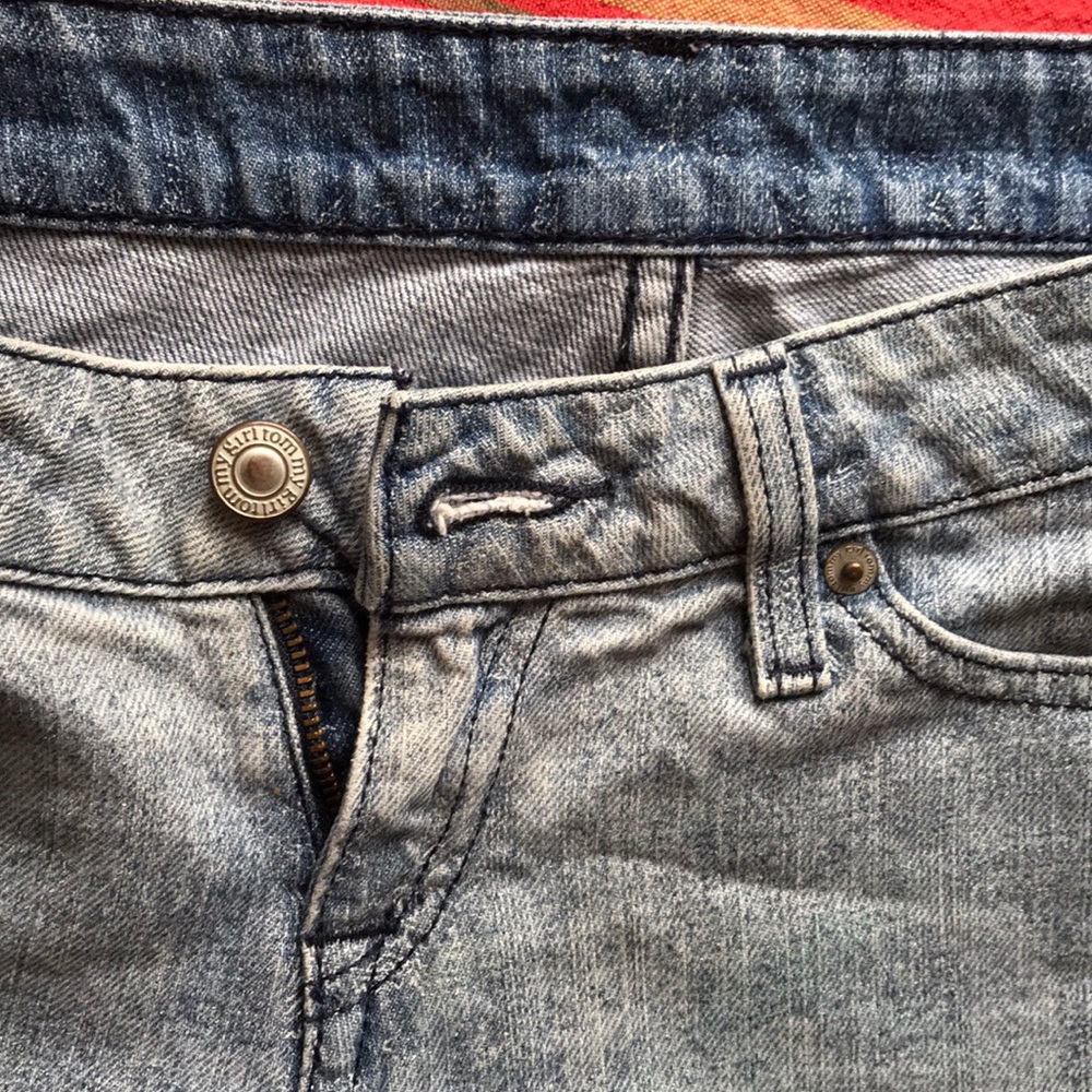 Cutoff jean shorts - Picture 3 of 4